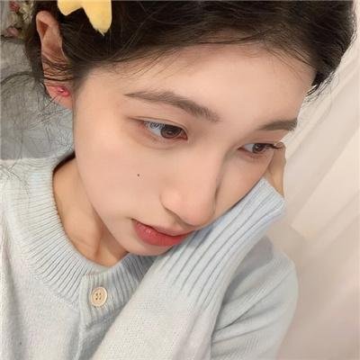远看是蔚蓝的春天